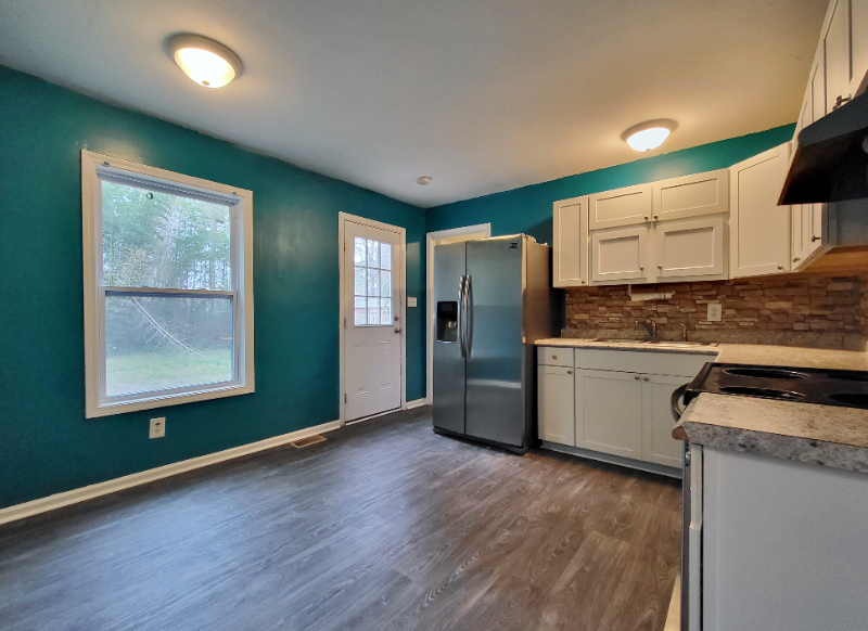 4908 Ashton Rd - Photo 6 of 17