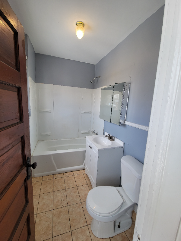 1288 Genesee St - Photo 2 of 6