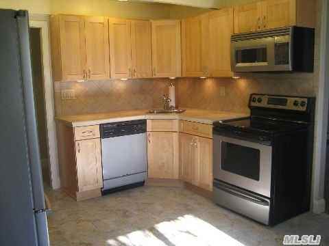 21 College Dr - Photo 3 of 13