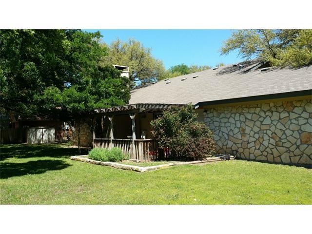 1302 St Williams Ave - Photo 3 of 10