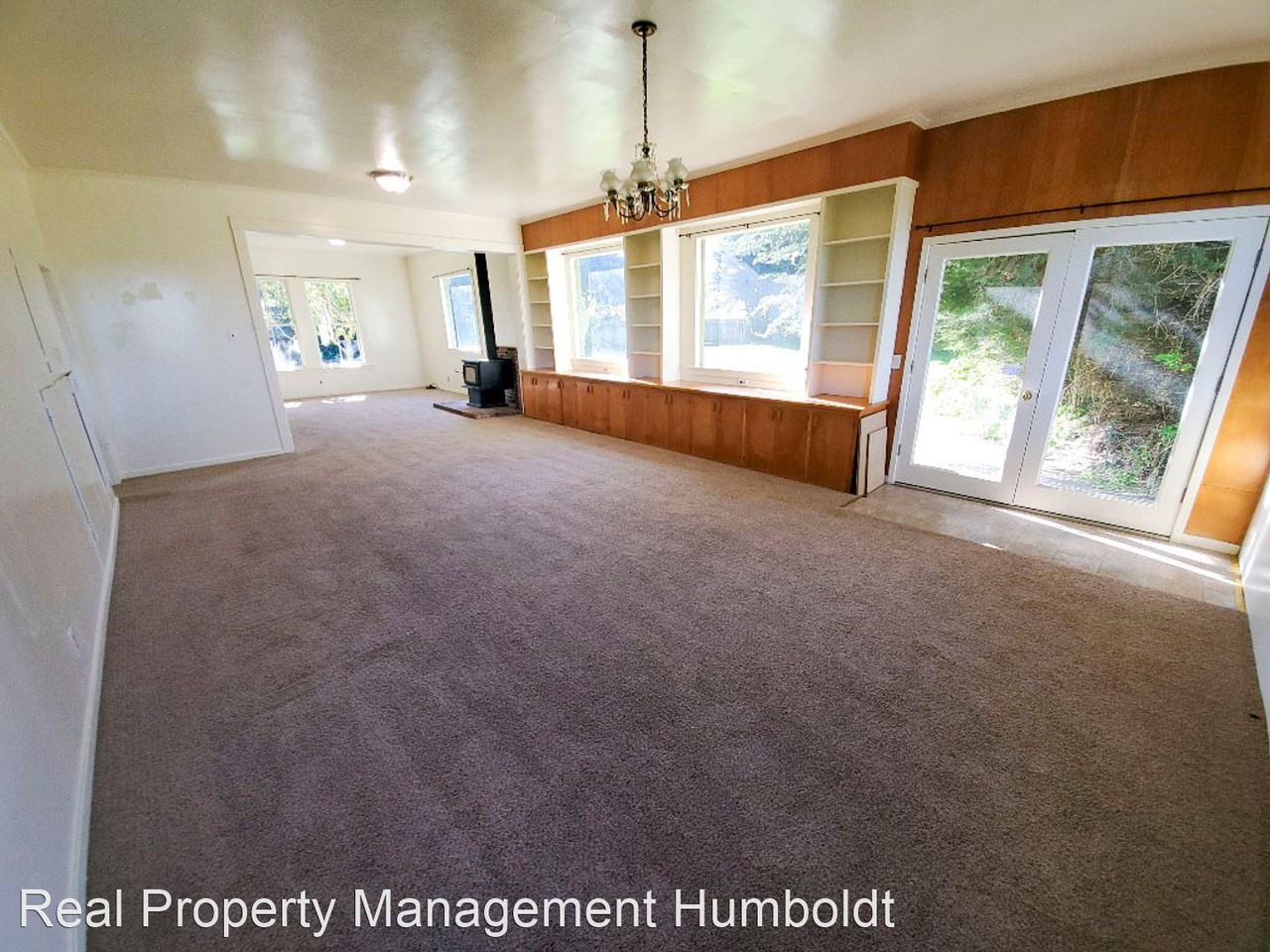 843 Riverside Rd - Photo 3 of 25