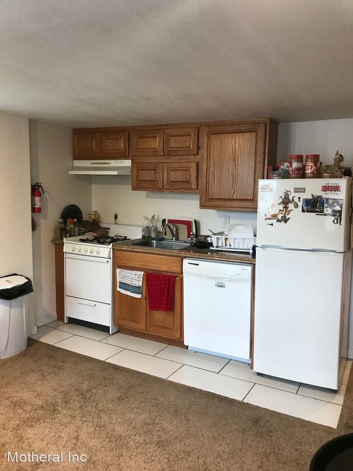 200 N. Dithridge - Photo 2 of 11