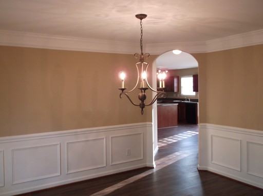 107 Elba Dr - Photo 3 of 11