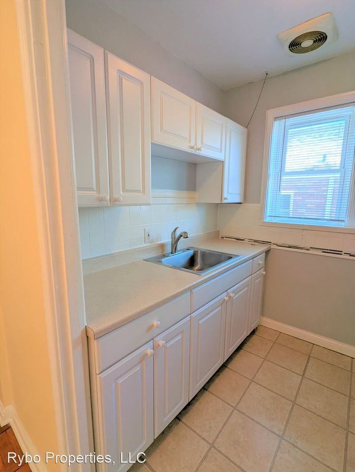 7325 Balson Ave - Photo 2 of 11