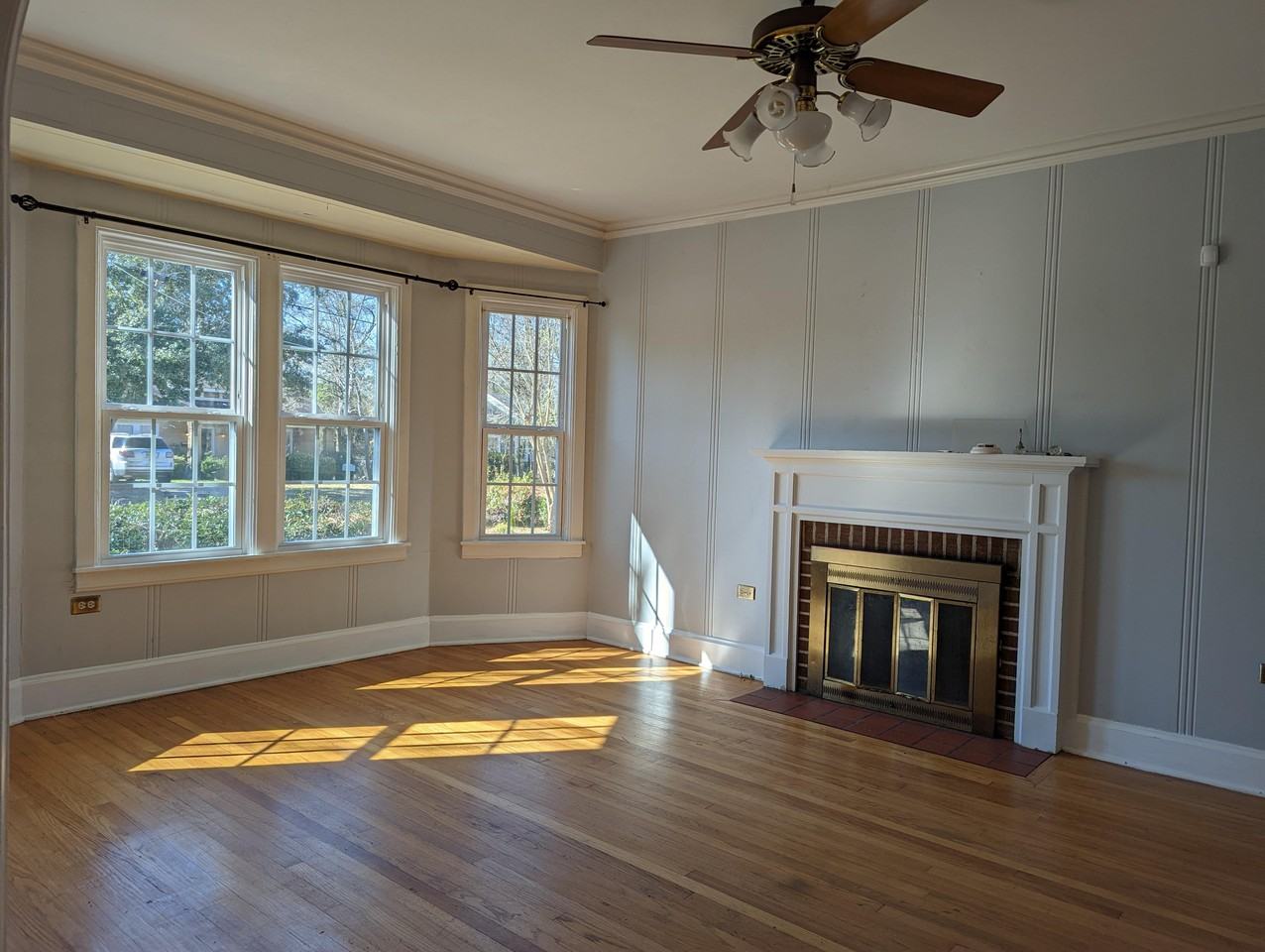 107 Kimball Ave - Photo 3 of 20