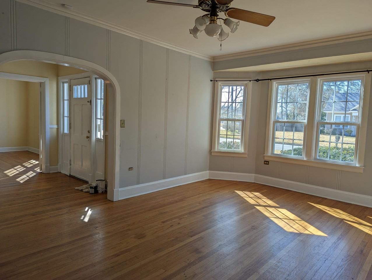 107 Kimball Ave - Photo 5 of 20