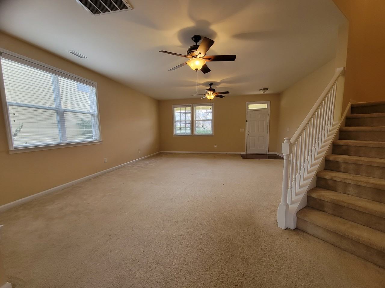 302 Lime Creek Ct - Photo 5 of 9