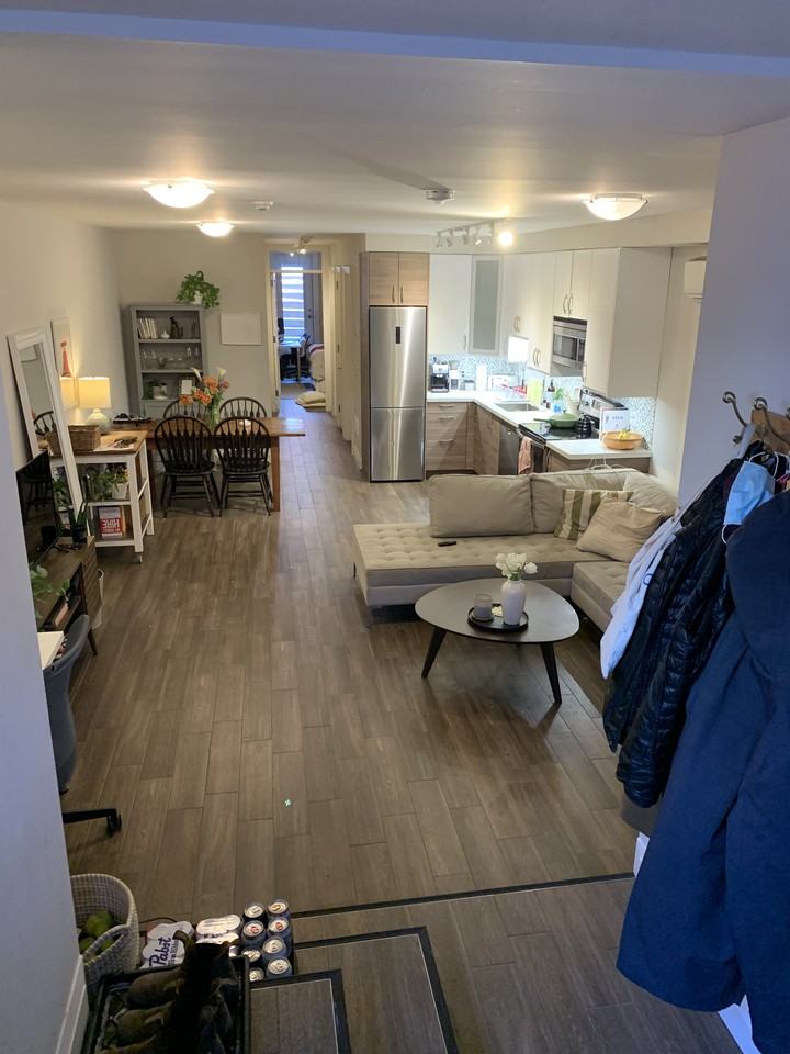 336 Manning Ave - Photo 3 of 10