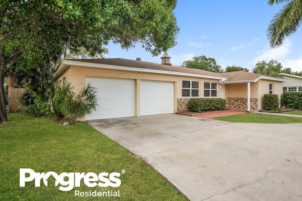 1887 Sunset Pl - Photo 2 of 25