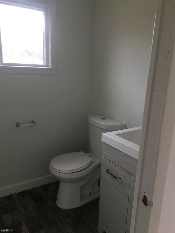 4 New Rd - Photo 3 of 8