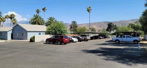 233 W Nicolet St - Photo 3 of 10