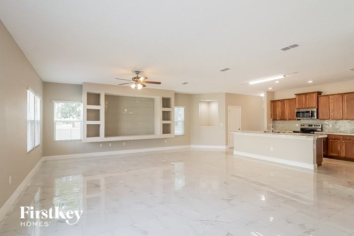 9095 Kipper Dr - Photo 2 of 15