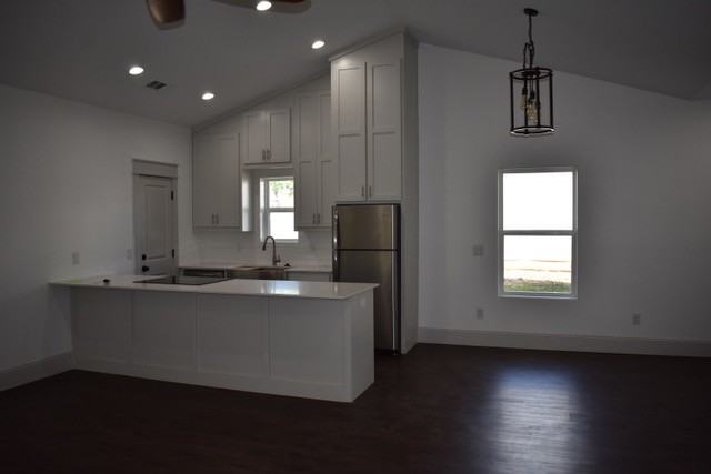1216 W Nelson St #1 - Photo 7 of 18