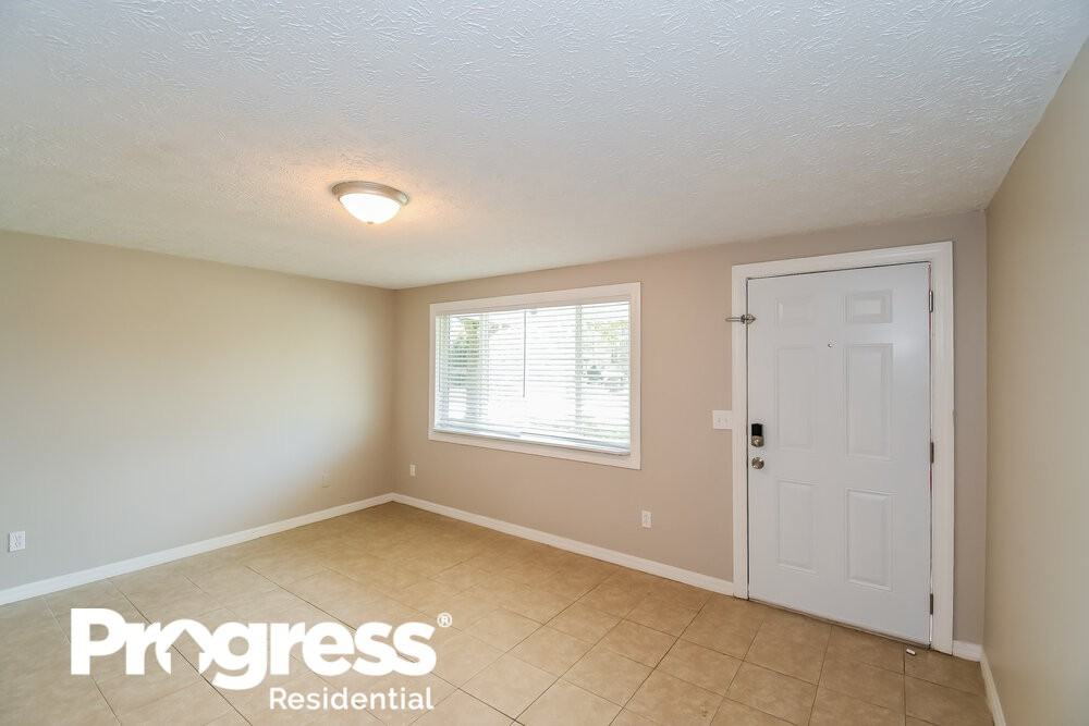 4249 Beacon Tree Ct - Photo 3 of 16