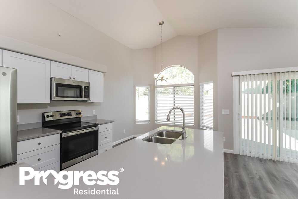 8338 W Bluefield Ave - Photo 6 of 16