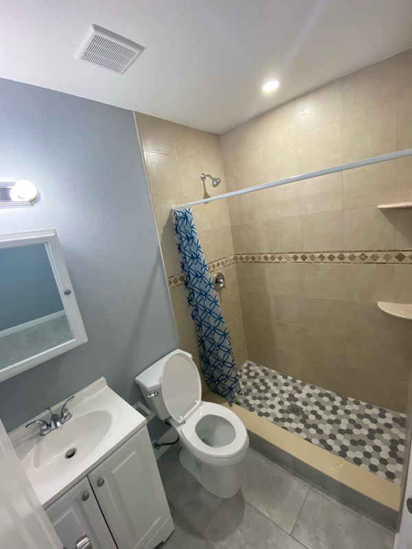 3505 Gulfstream Rd - Photo 2 of 5