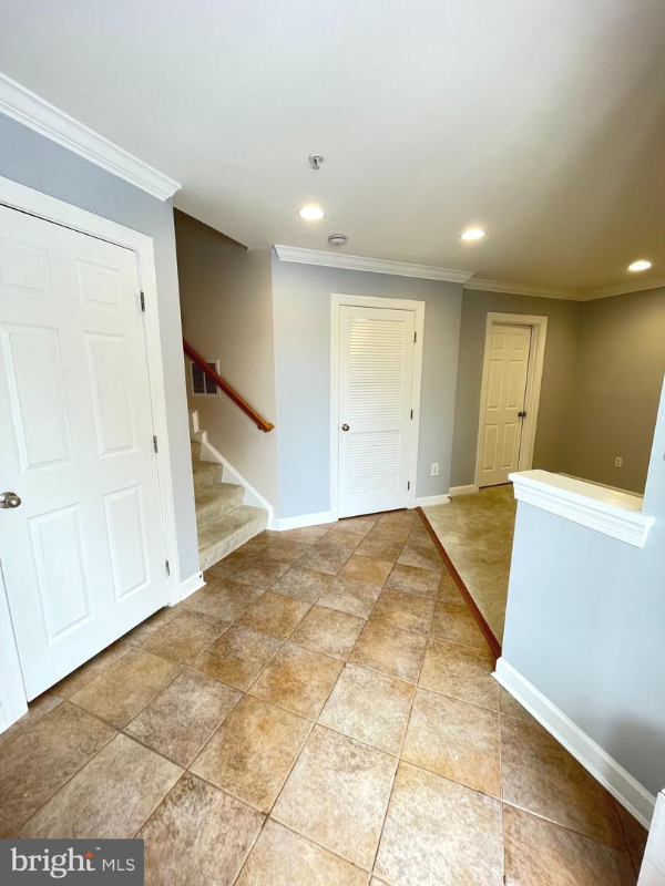 8943 Amelung St - Photo 2 of 12