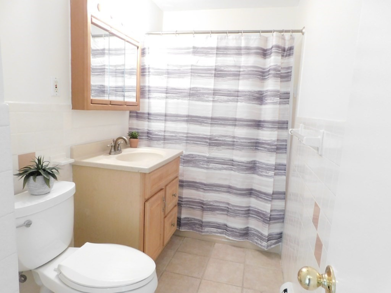 84 Summer Ave #10 - Photo 3 of 9