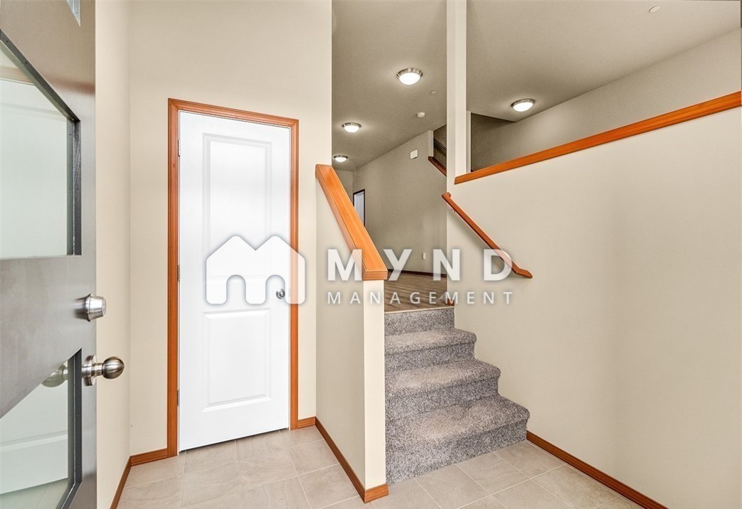 1050 Magnuson Way - Photo 2 of 6