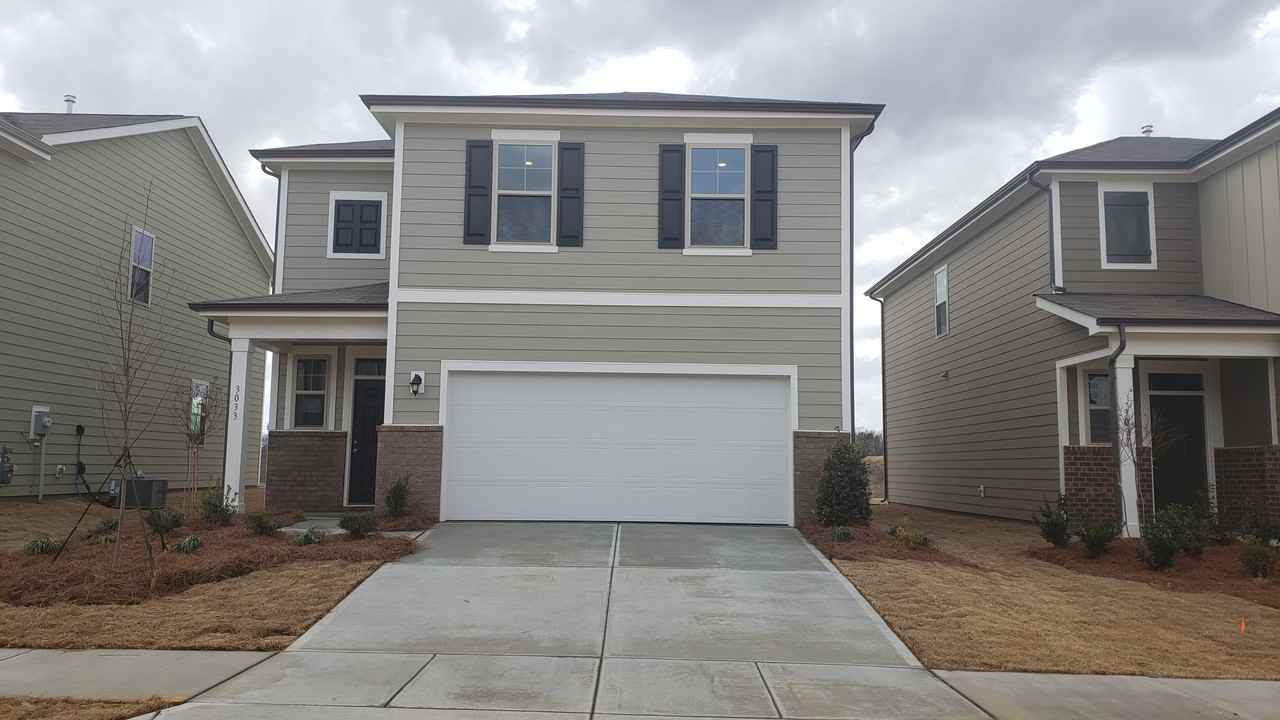 3033 Eastcott Ave - Photo 2 of 26