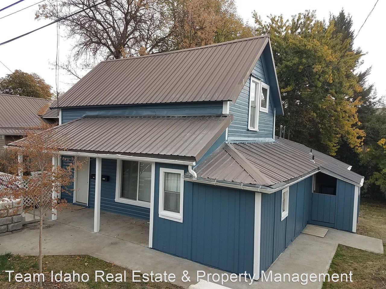 919/919.5 W A St - Photo 2 of 2