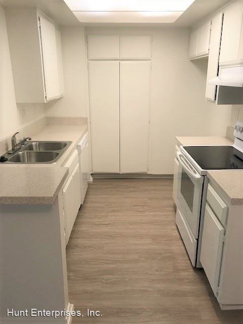 TUSTIN GARDENS 15811 PASADENA AVENUE - Photo 2 of 10