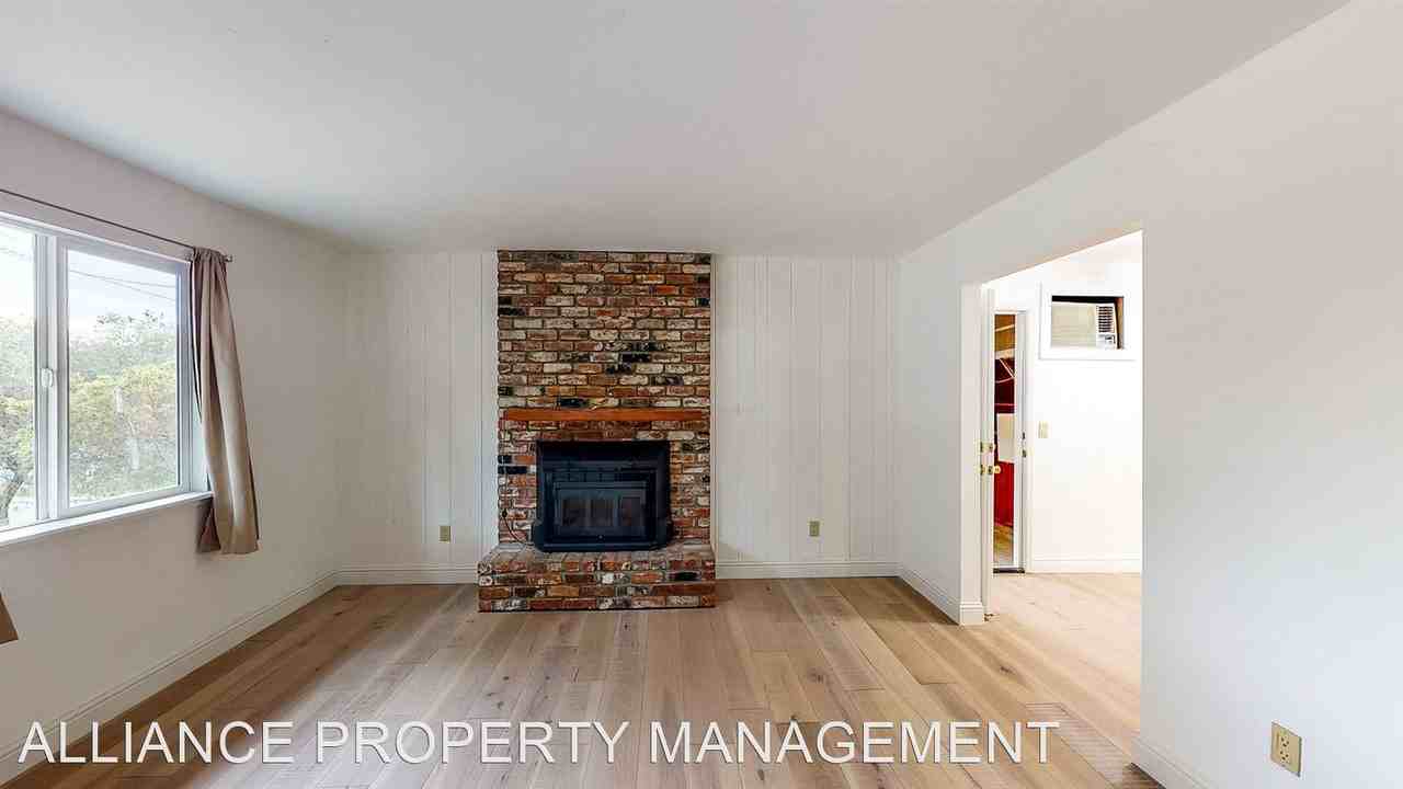 292 Shahan Dr - Photo 2 of 26