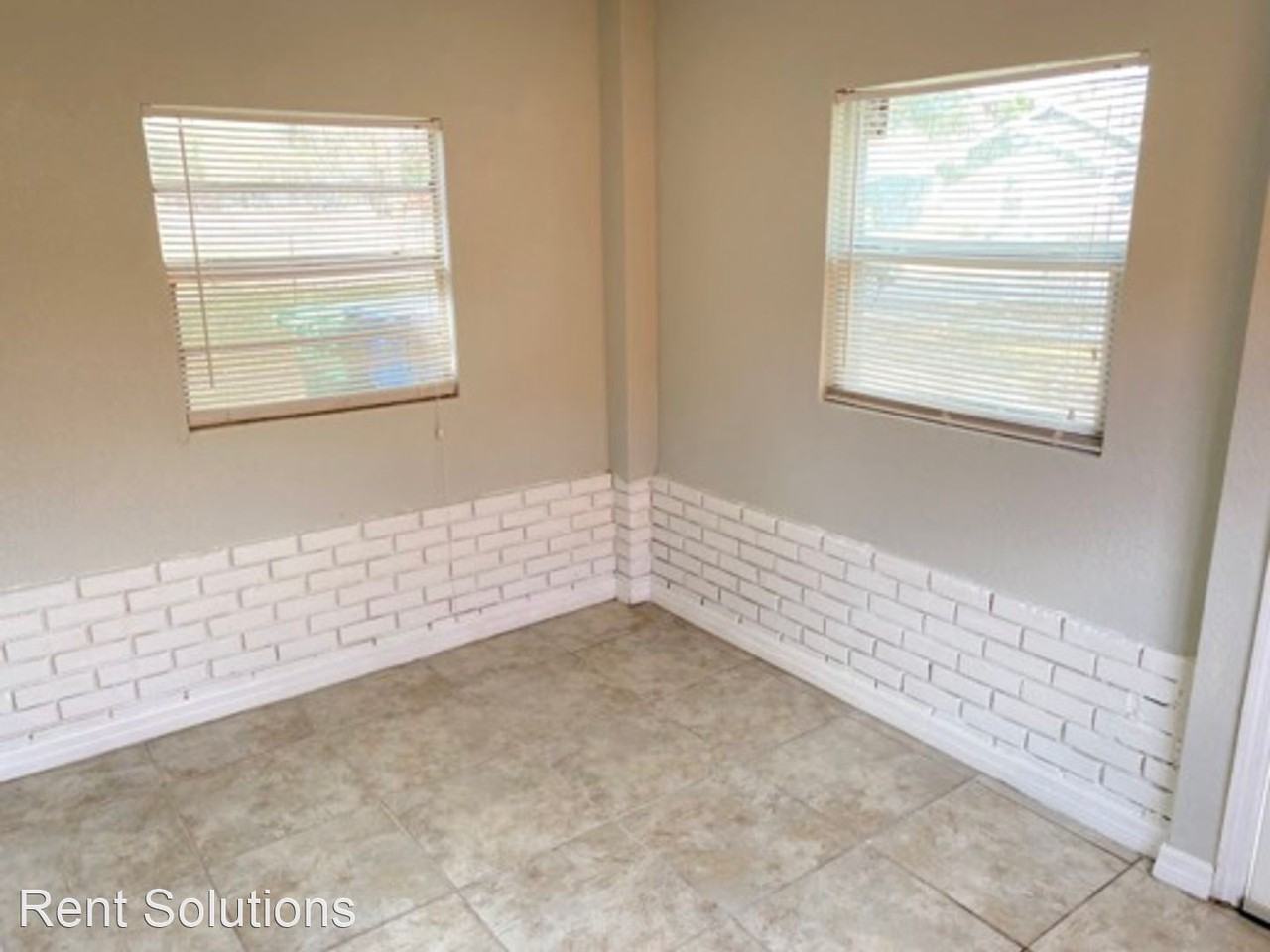 3015 Deleuil Ave - Photo 2 of 13