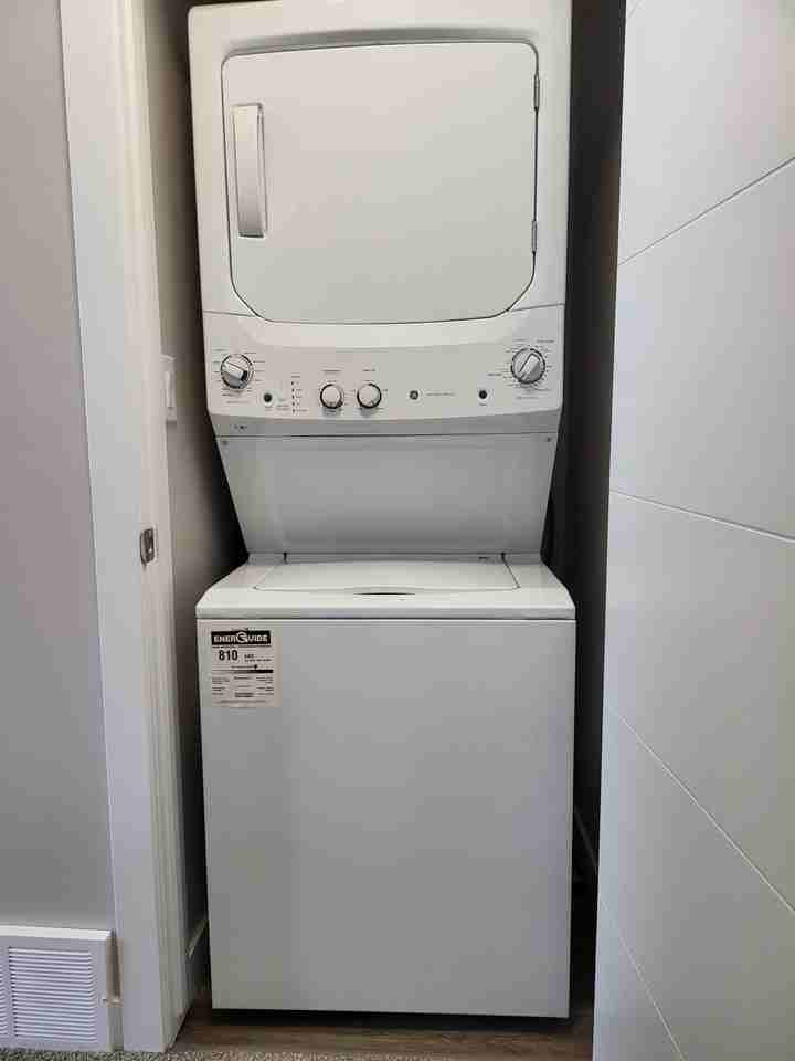 Willows - Photo 2 of 14