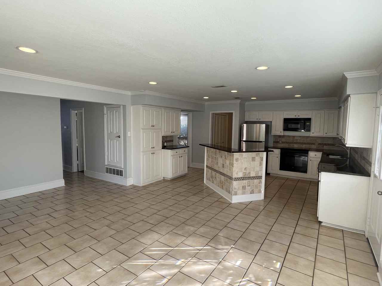 5408 Summit Ridge Trl - Photo 3 of 22