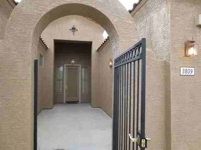 3809 E Fruitvale Ave - Photo 2 of 37