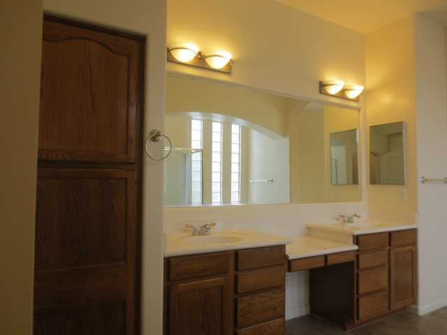 3809 E Fruitvale Ave - Photo 5 of 37