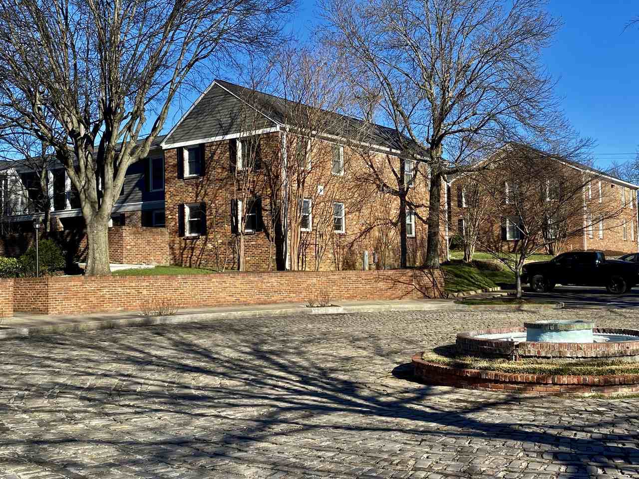 5025 Hillsboro Pike - Photo 2 of 14