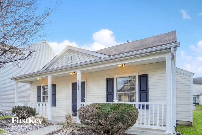 8261 Altair St - Photo 2 of 15