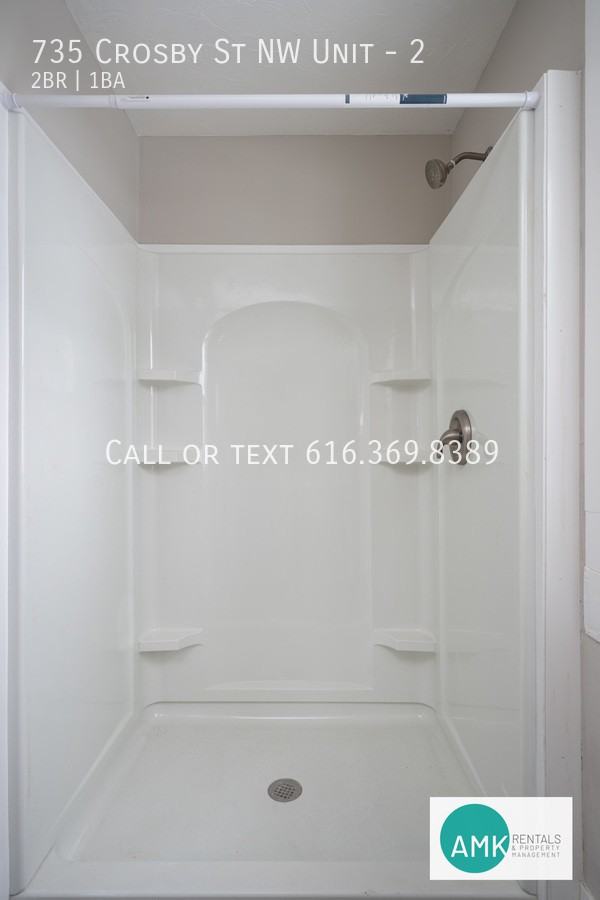 735 Crosby St Nw #2 - Photo 7 of 15