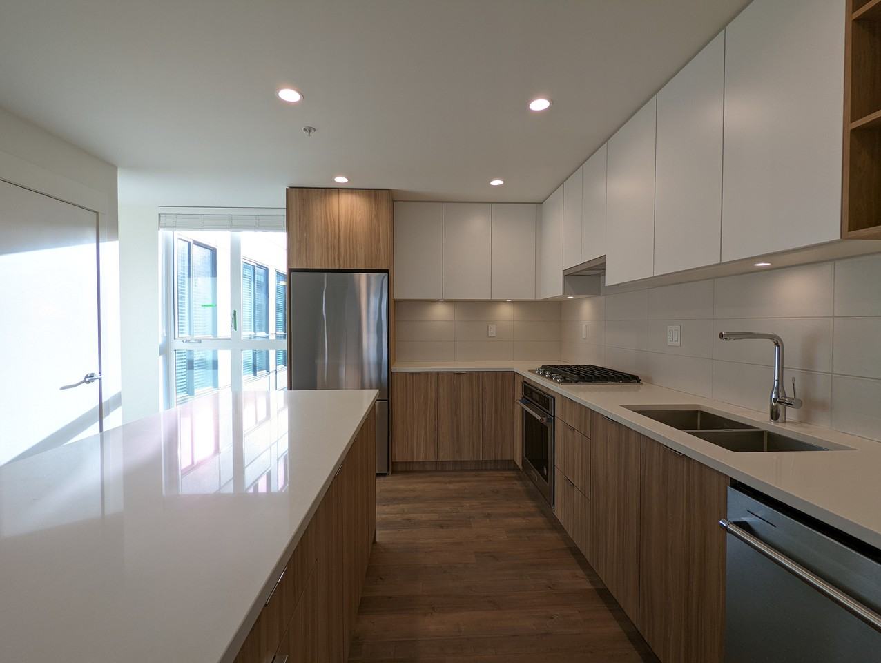 750 Dogwood Street #3/F - Photo 3 of 12