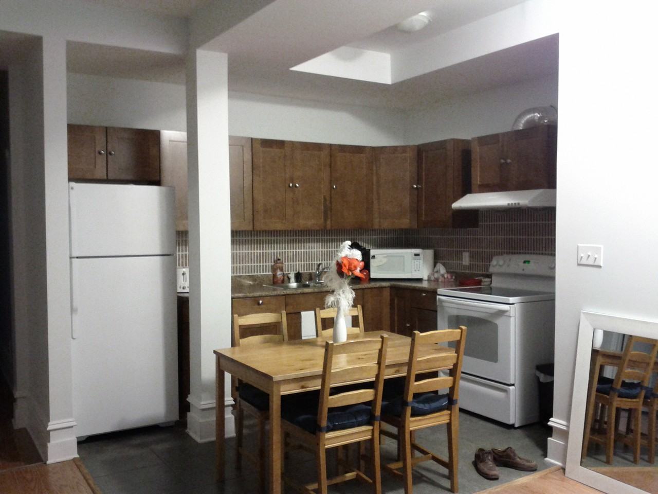 673 MacLaren Street - Photo 2 of 8