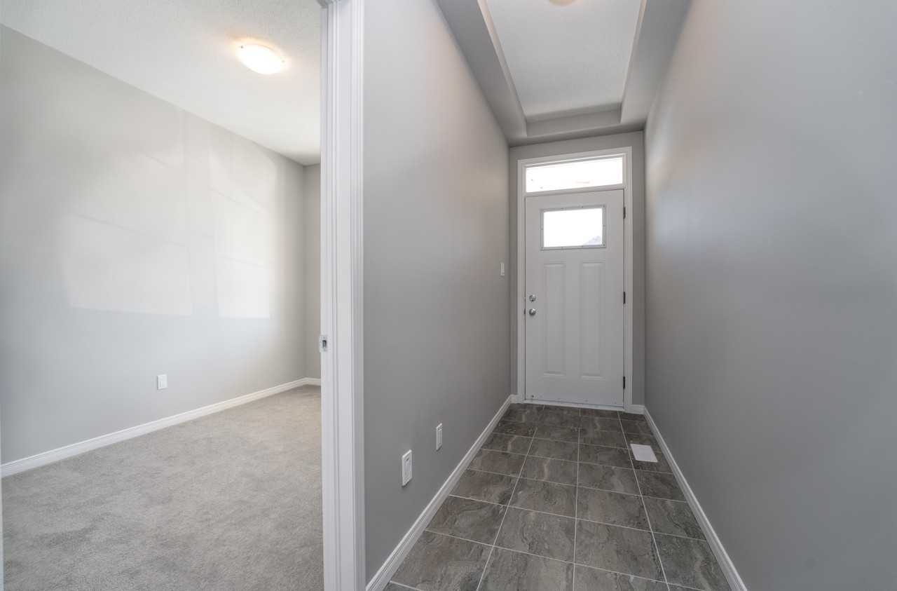 58 Riddell St - Photo 3 of 19