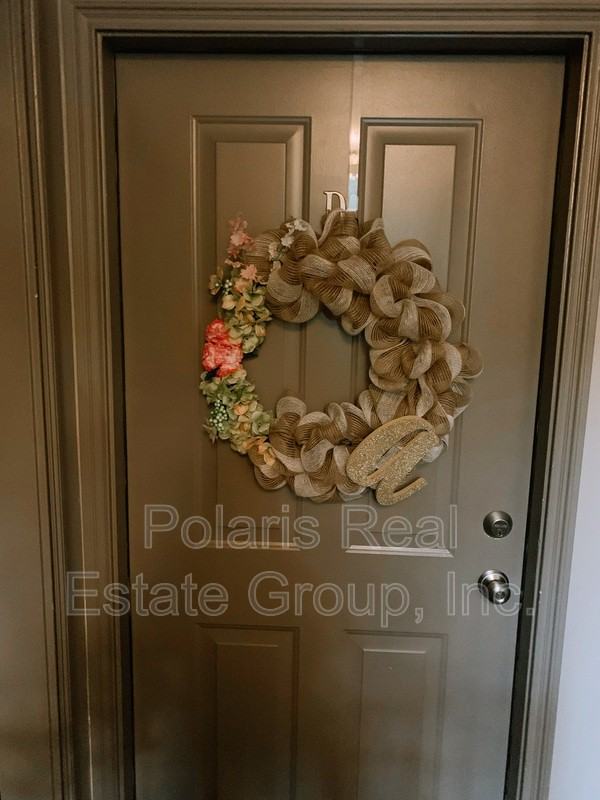223 N New Jersey St #D - Photo 3 of 24