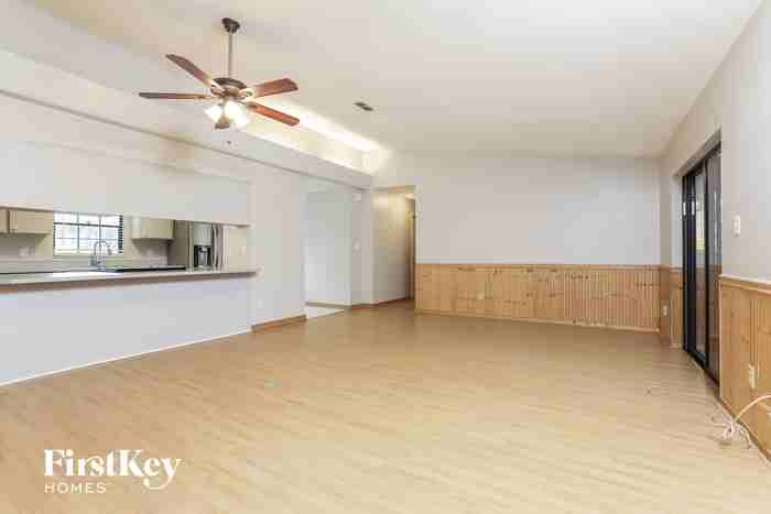 528 Bison Cir - Photo 3 of 15