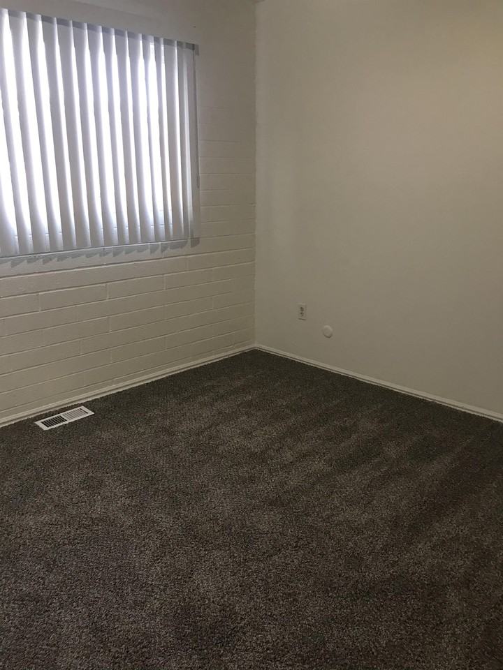 260 N 100 E #5 - Photo 2 of 6