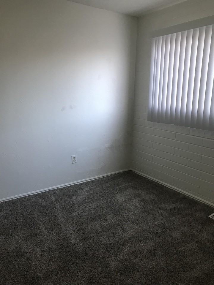 260 N 100 E #5 - Photo 4 of 6