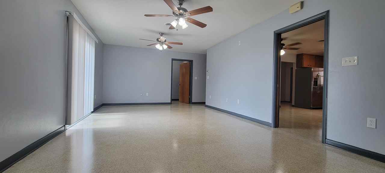 842 Hillside Ave #1 - Photo 5 of 13