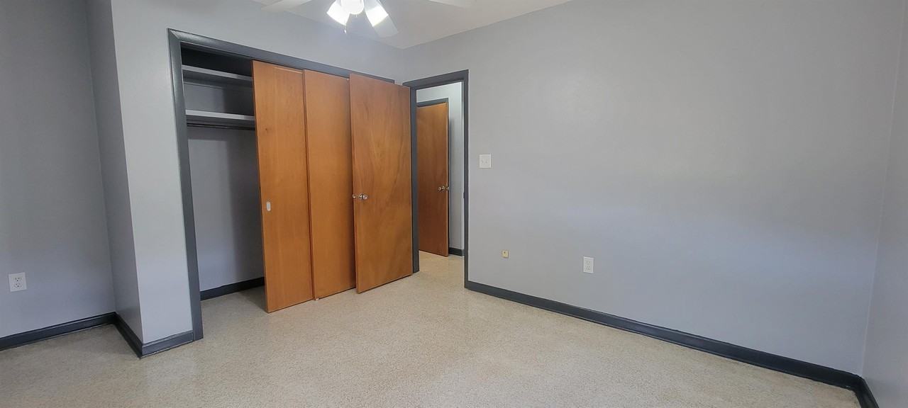 842 Hillside Ave #1 - Photo 6 of 13