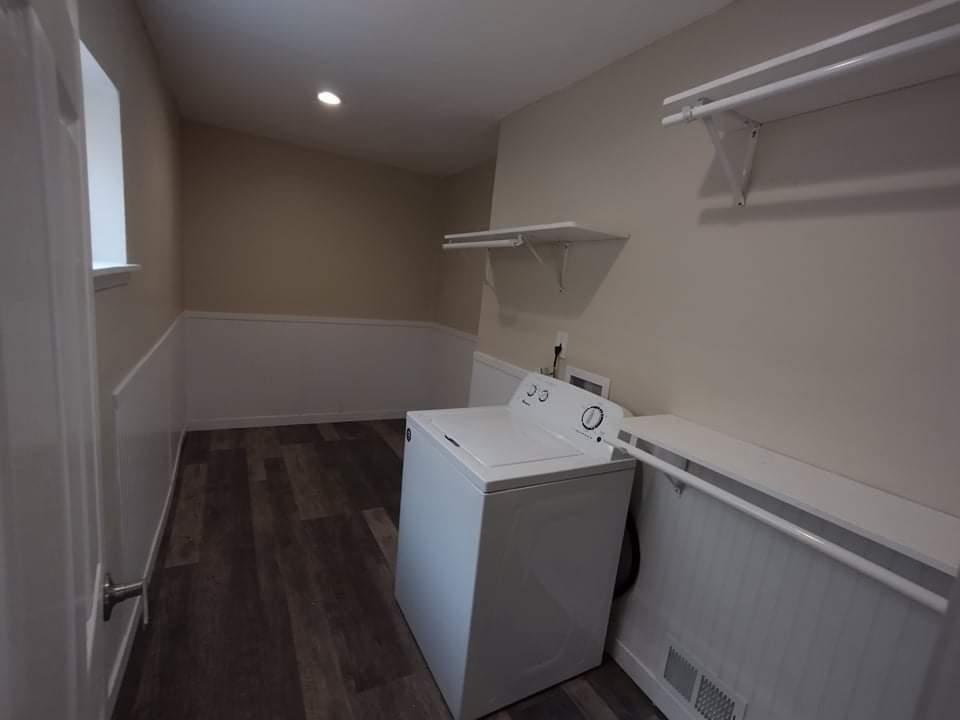 722 E 5th St #1 - Photo 6 of 9