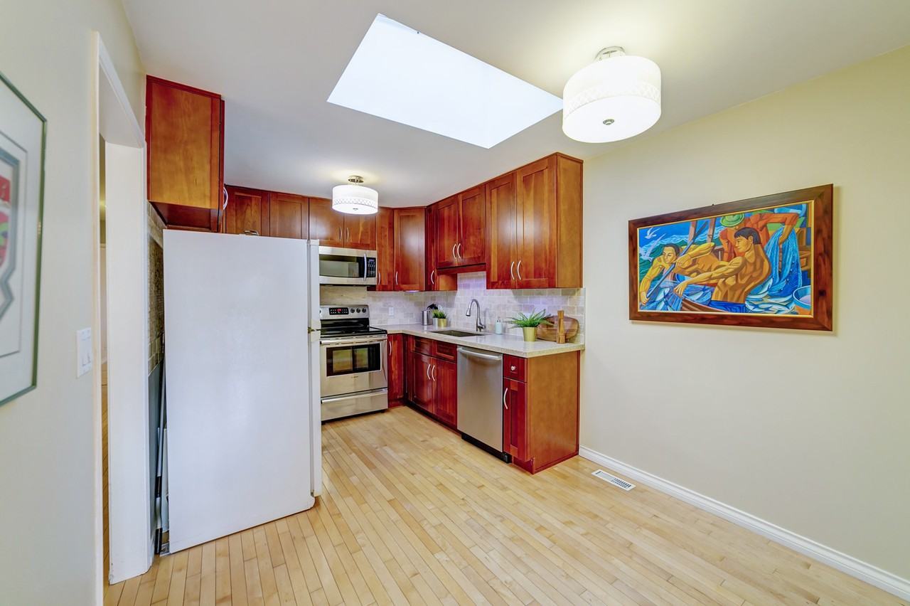 5630 Donovan Avenue - Photo 2 of 14