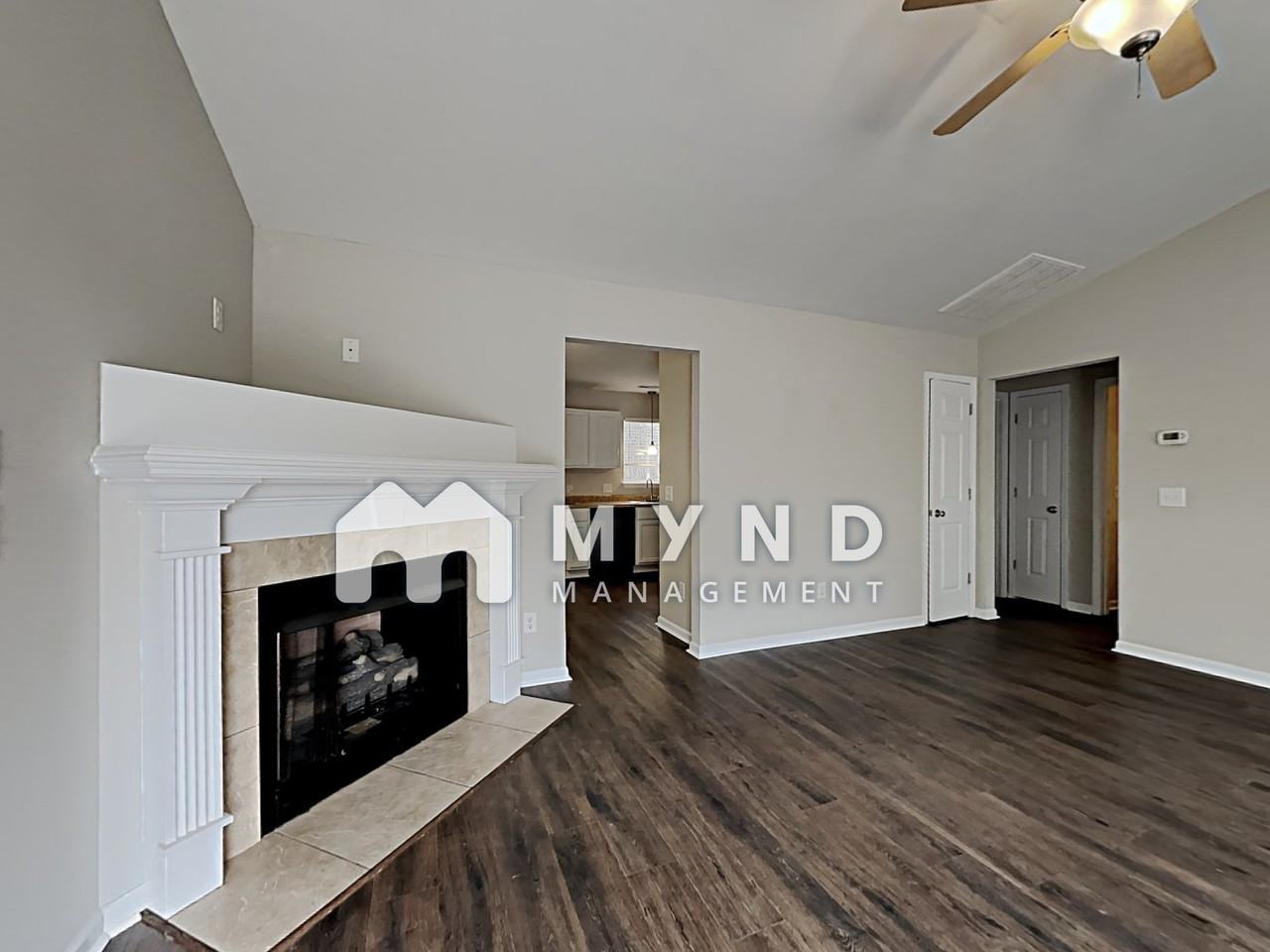 466 Barewood Dr - Photo 2 of 23