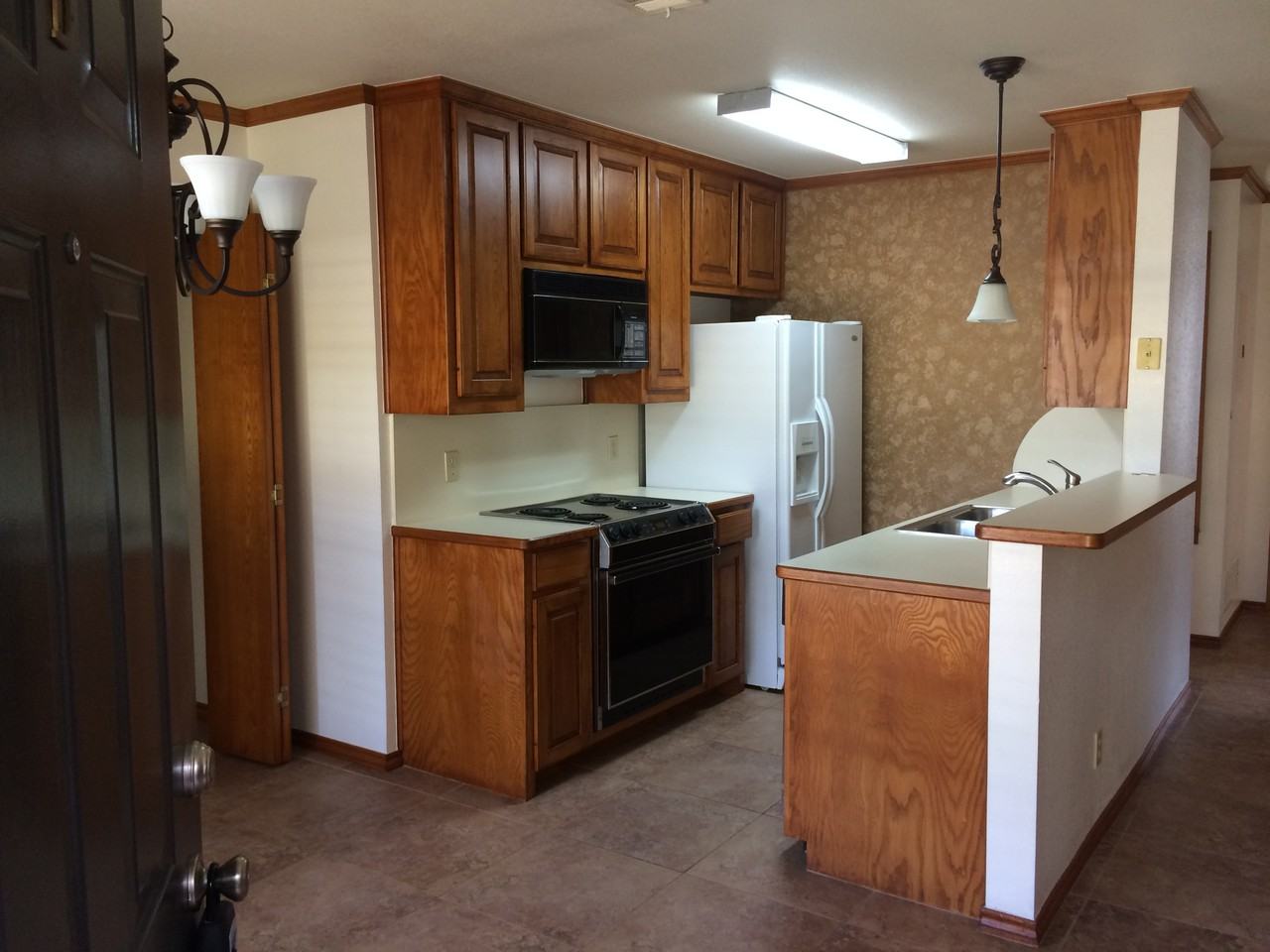 113 Wildwood Ct #B - Photo 3 of 10
