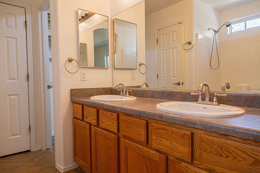 5436 W Dove Of Peace Dr #1 - Photo 3 of 13