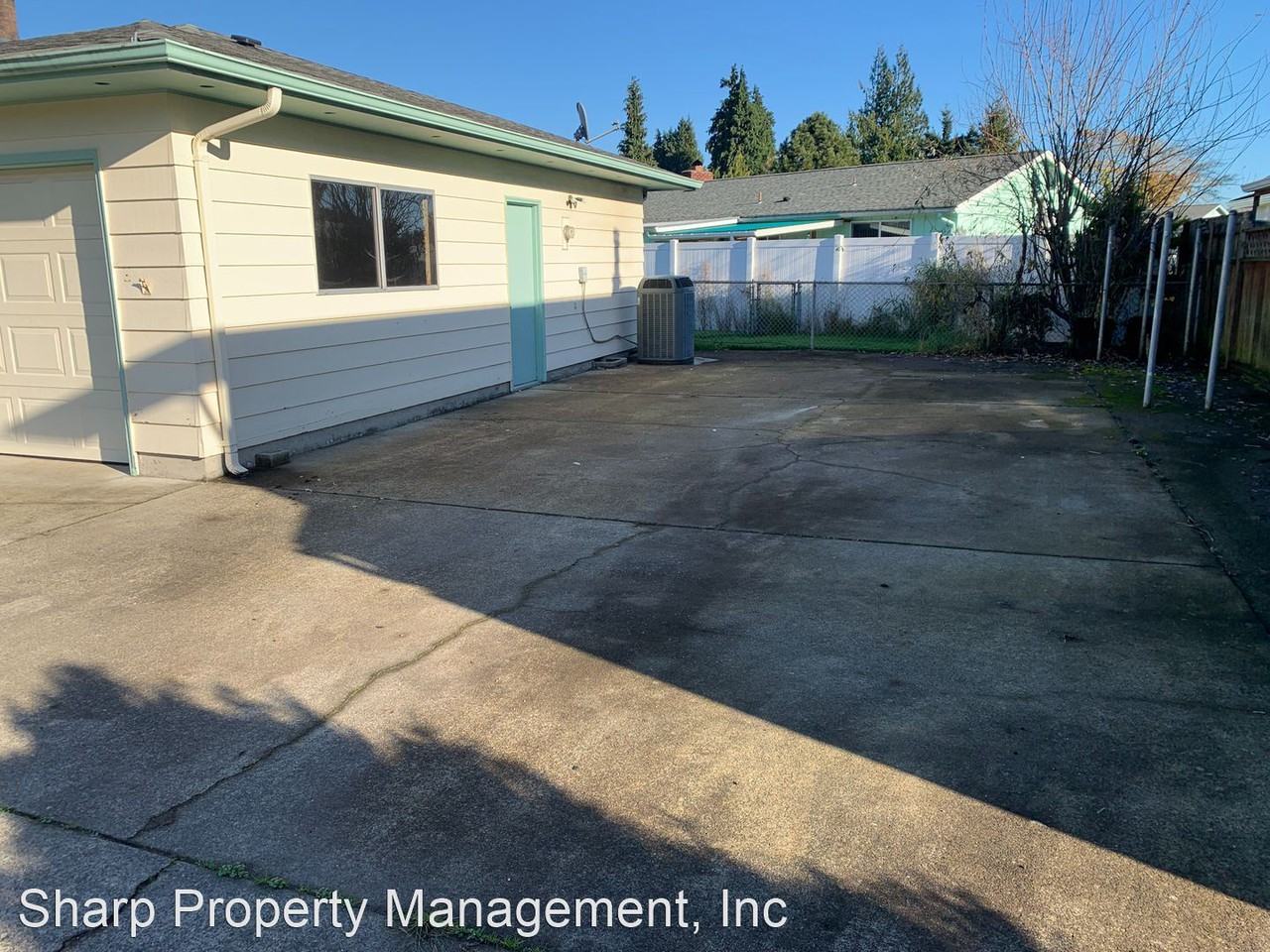 1614 Florence Ave - Photo 2 of 18